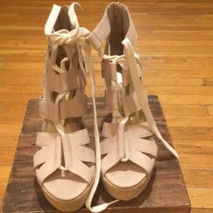 lace up gladiator platform sandal/espadrille